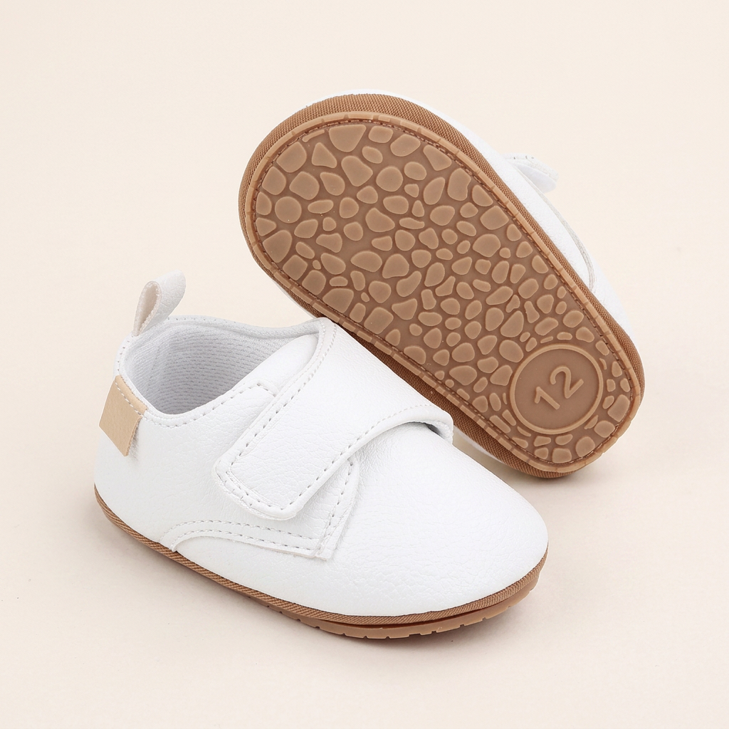 Zapatos blanco con velcro